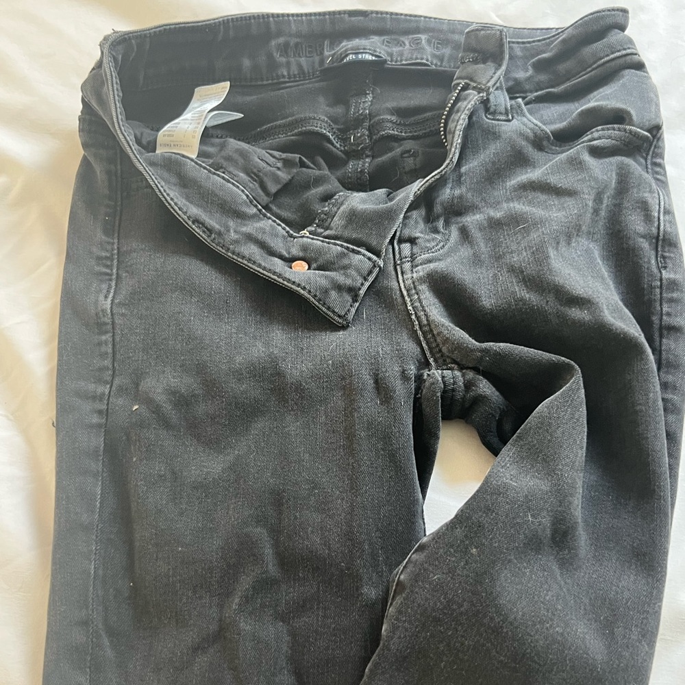 American Eagle Size 2 Black Next Level Stretch